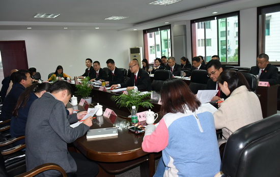 甘孜州法院領導一行蒞臨富順法院調研法庭建設工作.JPG