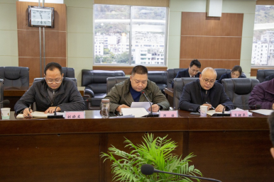 檢察信息第二百一十六期--石棉縣召開(kāi)“行刑銜接”暨未成年人保護(hù)工作會(huì)211.png
