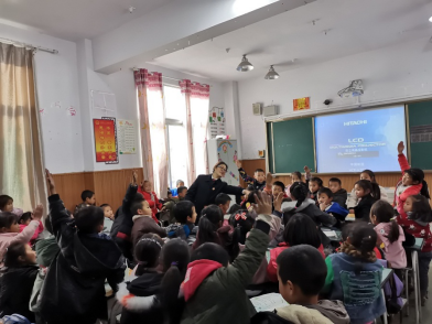 檢察信息第二百二十五期--學(xué)習(xí)憲法知識   傳播法治精神386.png