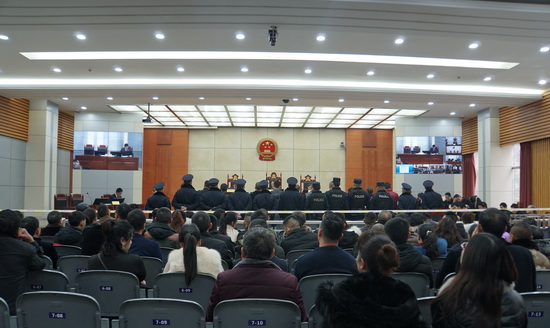 非法經(jīng)營、尋釁滋事 隆昌一惡勢力團(tuán)伙一審獲刑.jpg