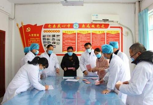 楊世全慰問(wèn).jpg