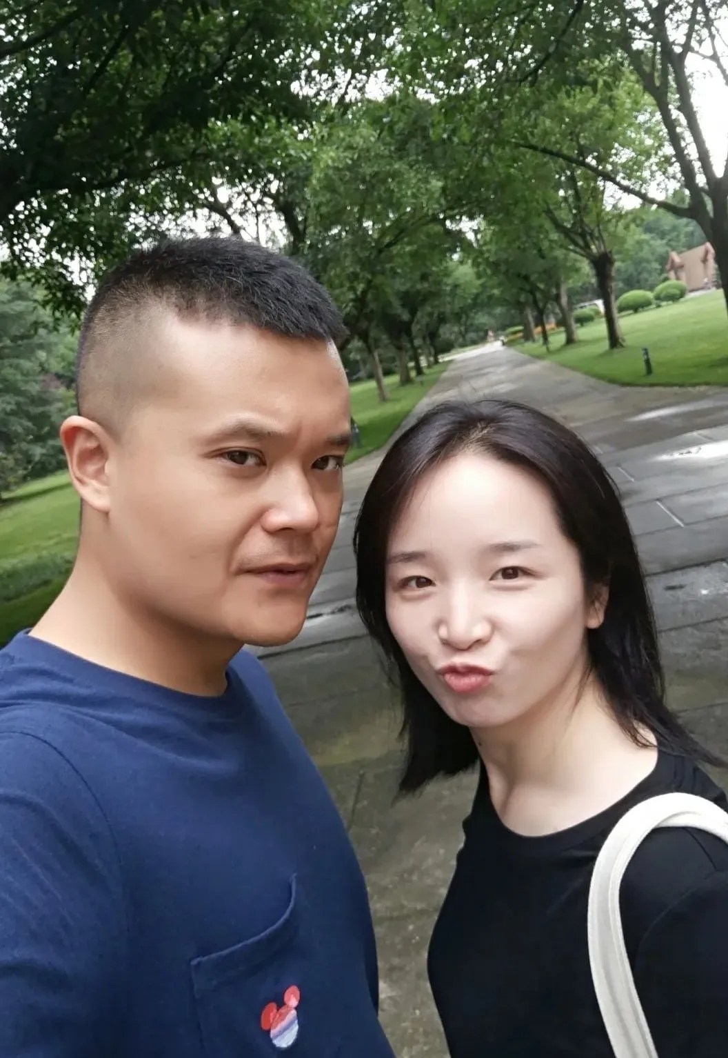 他和她，攜手共繪戰(zhàn)疫同心圓