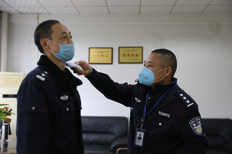 戰(zhàn)疫“嘉”人 | 脫下戎裝，不褪軍人本色！