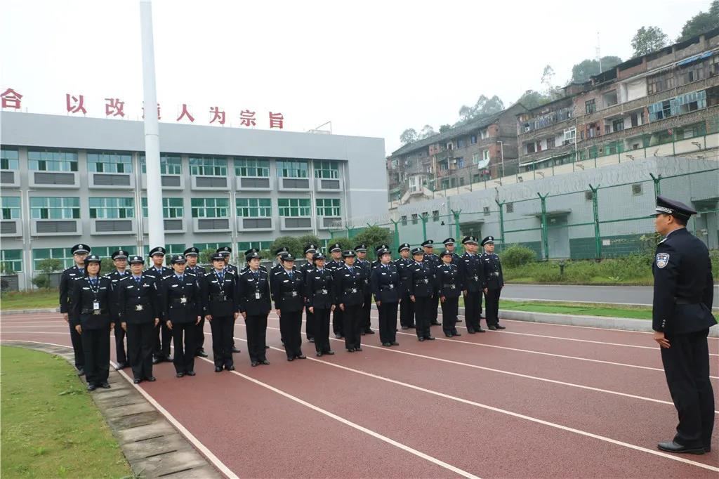 精武強(qiáng)能鑄警魂 千錘百煉出尖兵