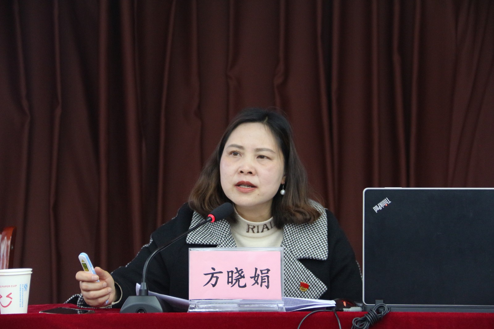 ② 筠連中學(xué)黨委委員、副校長(zhǎng)、筠連縣縣委宣講團(tuán)講師方曉娟.JPG