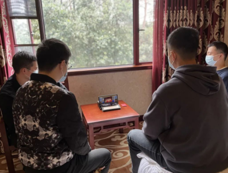 學習充電不放松，隔離備勤練內功