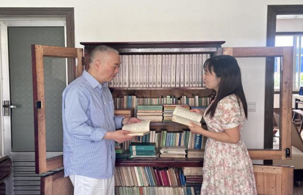 捐書(shū)1.png